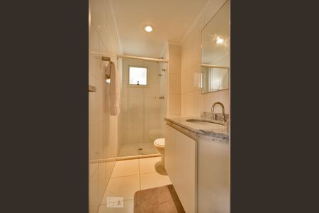 Apartamento para alugar com 138m², 3 quartos e 2 vagasBanheiro