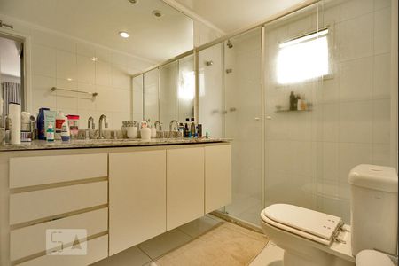 Apartamento para alugar com 138m², 3 quartos e 2 vagasBanheiro da Suíte