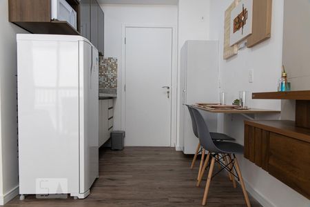 Studio para alugar com 28m², 1 quarto e sem vagaSala / Cozinha