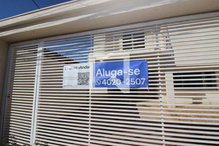 Casa de condomínio para alugar com 200m², 3 quartos e 2 vagasPlaca