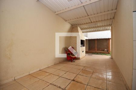 Casa de condomínio para alugar com 200m², 3 quartos e 2 vagasChurrasqueira