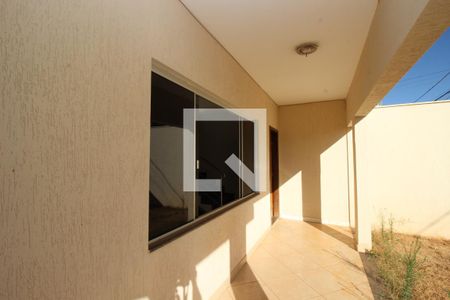 Casa de condomínio para alugar com 200m², 3 quartos e 2 vagasVaranda