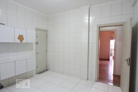Apartamento à venda com 100m², 2 quartos e sem vagaCozinha