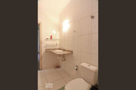 Apartamento à venda com 100m², 2 quartos e sem vagaBanheiro