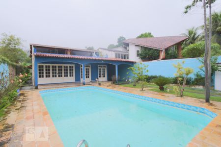 Casa de condomínio para alugar com 520m², 3 quartos e 4 vagasPiscina