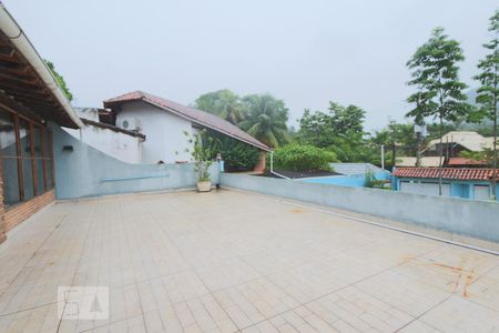 Casa de condomínio para alugar com 520m², 3 quartos e 4 vagasTerraço