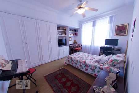 Apartamento à venda com 170m², 3 quartos e 1 vagaSuite