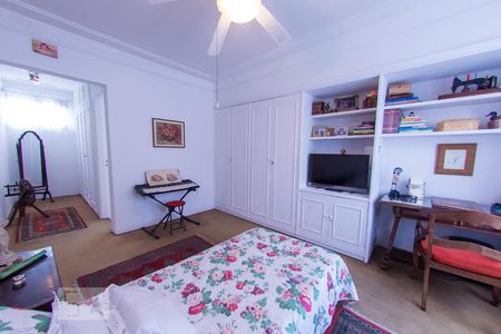 Apartamento à venda com 170m², 3 quartos e 1 vagaSuite