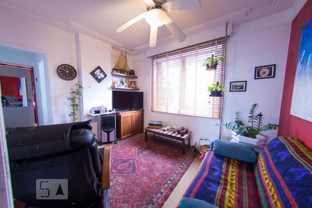 Sala de TV de apartamento à venda com 3 quartos, 170m² em Pinheiros, São Paulo