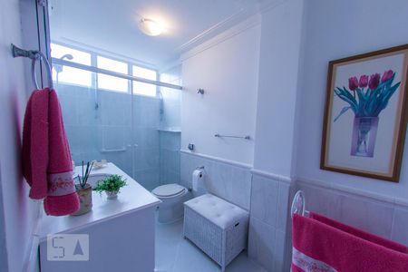 Apartamento à venda com 170m², 3 quartos e 1 vagaBanheiro da Suíte