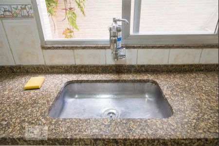 Pia  de apartamento para alugar com 1 quarto, 50m² em Praça da Bandeira, Rio de Janeiro