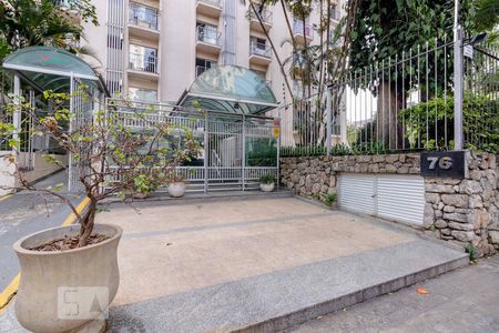 Fachada de apartamento para alugar com 1 quarto, 55m² em Vila Olímpia, São Paulo