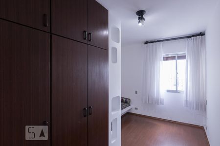 Apartamento para alugar com 117m², 3 quartos e 2 vagas Apartamento para alugar com 117m², 3 quartos e 2 vagasQuarto 2