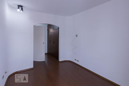 Apartamento para alugar com 117m², 3 quartos e 2 vagas Apartamento para alugar com 117m², 3 quartos e 2 vagasSuíte