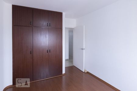 Apartamento para alugar com 117m², 3 quartos e 2 vagas Apartamento para alugar com 117m², 3 quartos e 2 vagasQuarto 1