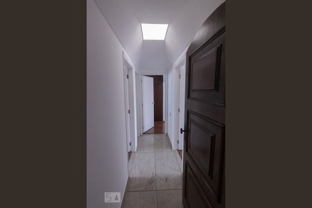 Apartamento para alugar com 117m², 3 quartos e 2 vagas Apartamento para alugar com 117m², 3 quartos e 2 vagasCorredor