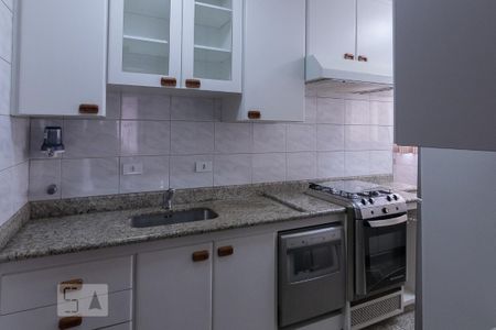 Apartamento para alugar com 117m², 3 quartos e 2 vagas Apartamento para alugar com 117m², 3 quartos e 2 vagasCozinha