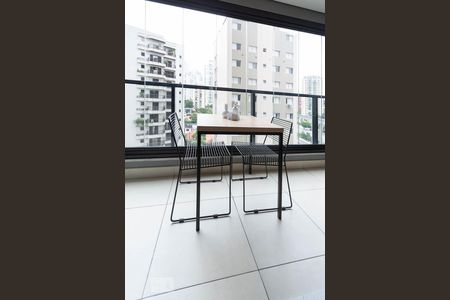 Studio à venda com 37m², 1 quarto e 1 vaga Studio à venda com 37m², 1 quarto e 1 vagaVaranda