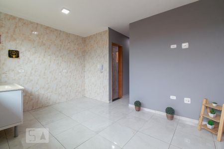Sala e cozinha de casa à venda com 2 quartos, 35m² em Vila Bela, São Paulo