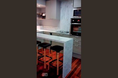 Cozinha de apartamento para alugar com 1 quarto, 58m² em Ideal, Novo Hamburgo