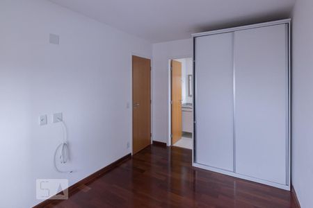 Suíte de apartamento à venda com 2 quartos, 74m² em Água Branca, São Paulo