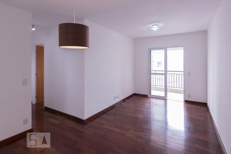 Apartamento para alugar com 74m², 2 quartos e 2 vagasSala