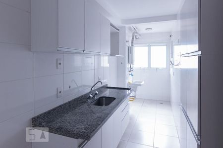 Apartamento para alugar com 74m², 2 quartos e 2 vagas Apartamento para alugar com 74m², 2 quartos e 2 vagasCozinha