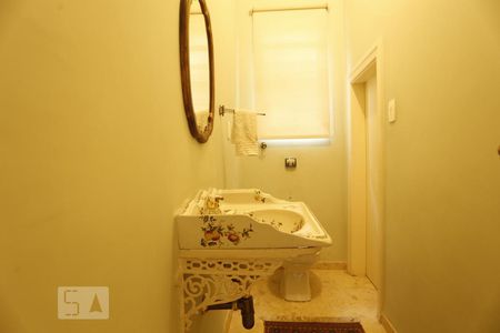 Lavabo de casa à venda com 3 quartos, 500m² em Pacaembu, São Paulo