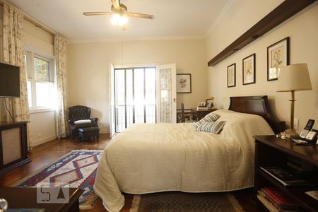 Casa à venda com 500m², 3 quartos e 5 vagasSuíte 1