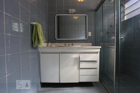 Casa à venda com 500m², 3 quartos e 5 vagasBanheiro 