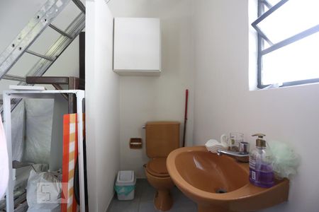 Casa à venda com 500m², 3 quartos e 5 vagasBanheiro de Serviço