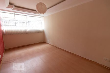 Sala de apartamento para alugar com 2 quartos, 67m² em Cristo Rei, Curitiba