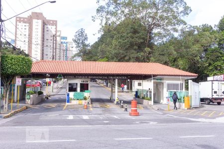 Apartamento para alugar com 55m², 2 quartos e 1 vagaFachada do Condomínio