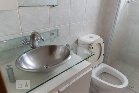 Apartamento para alugar com 55m², 2 quartos e 1 vagaBanheiro - Torneira