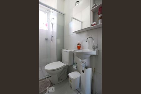 Banheiro de apartamento para alugar com 2 quartos, 42m² em Jardim Peri, São Paulo