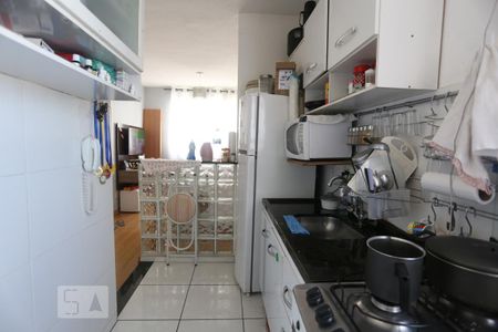 Cozinha de apartamento para alugar com 2 quartos, 42m² em Jardim Peri, São Paulo