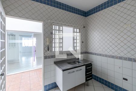 Casa para alugar com 160m², 3 quartos e 2 vagasCozinha