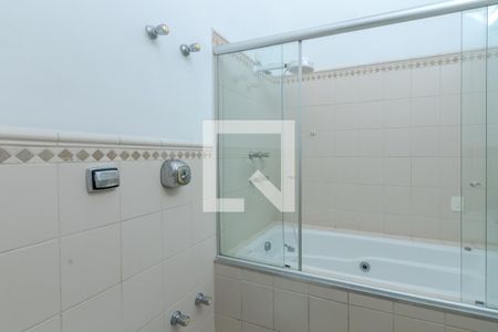 Casa para alugar com 160m², 3 quartos e 2 vagasBanheiro