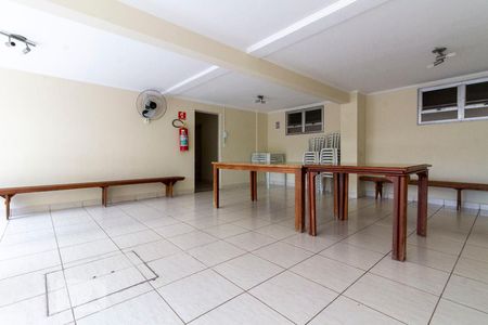 Apartamento à venda com 75m², 2 quartos e 2 vagas Apartamento à venda com 75m², 2 quartos e 2 vagasSalão de Festas