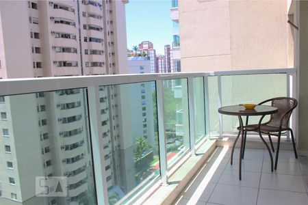 Varanda de apartamento à venda com 1 quarto, 65m² em Barra da Tijuca, Rio de Janeiro