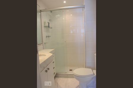 Apartamento à venda com 65m², 1 quarto e 1 vaga Apartamento à venda com 65m², 1 quarto e 1 vagaBanheiro da Suíte