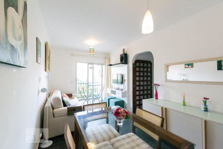 Sala de apartamento para alugar com 2 quartos, 70m² em Moema, São Paulo