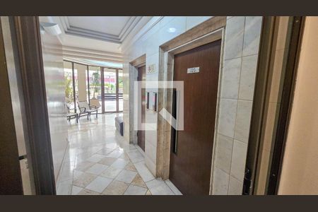 Apartamento para alugar com 110m², 3 quartos e 1 vagaHall de entrada