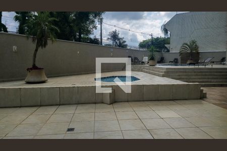 Apartamento para alugar com 110m², 3 quartos e 1 vagaÁrea comum - Piscina