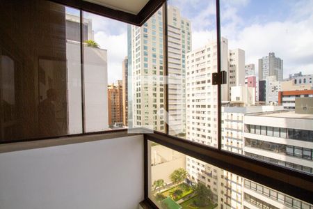 Apartamento para alugar com 110m², 3 quartos e 1 vagaVaranda da suíte