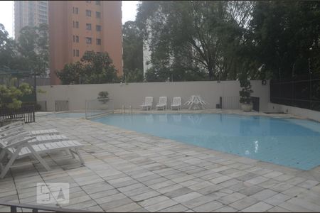 Apartamento à venda com 70m², 2 quartos e 1 vagaÁrea comum - Piscina