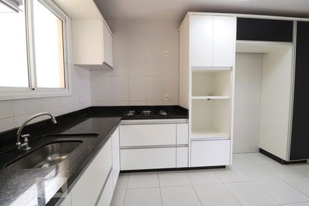 Apartamento para alugar com 125m², 4 quartos e 2 vagasCozinha