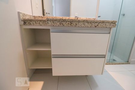 Apartamento para alugar com 125m², 4 quartos e 2 vagasBanheiro Social