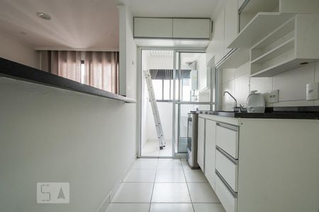 Cozinha de apartamento à venda com 2 quartos, 50m² em Jardim Umuarama, São Paulo