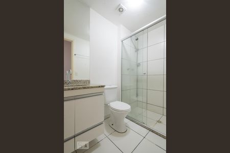 Banheiro de apartamento à venda com 2 quartos, 50m² em Jardim Umuarama, São Paulo